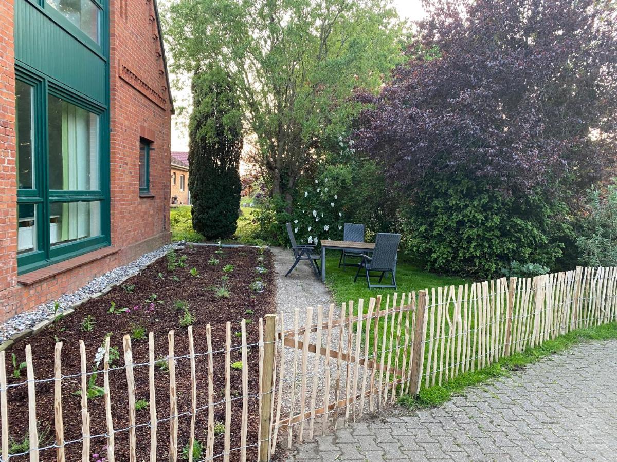 Ferienwohnung Garten Eben Rullstorf Exteriör bild